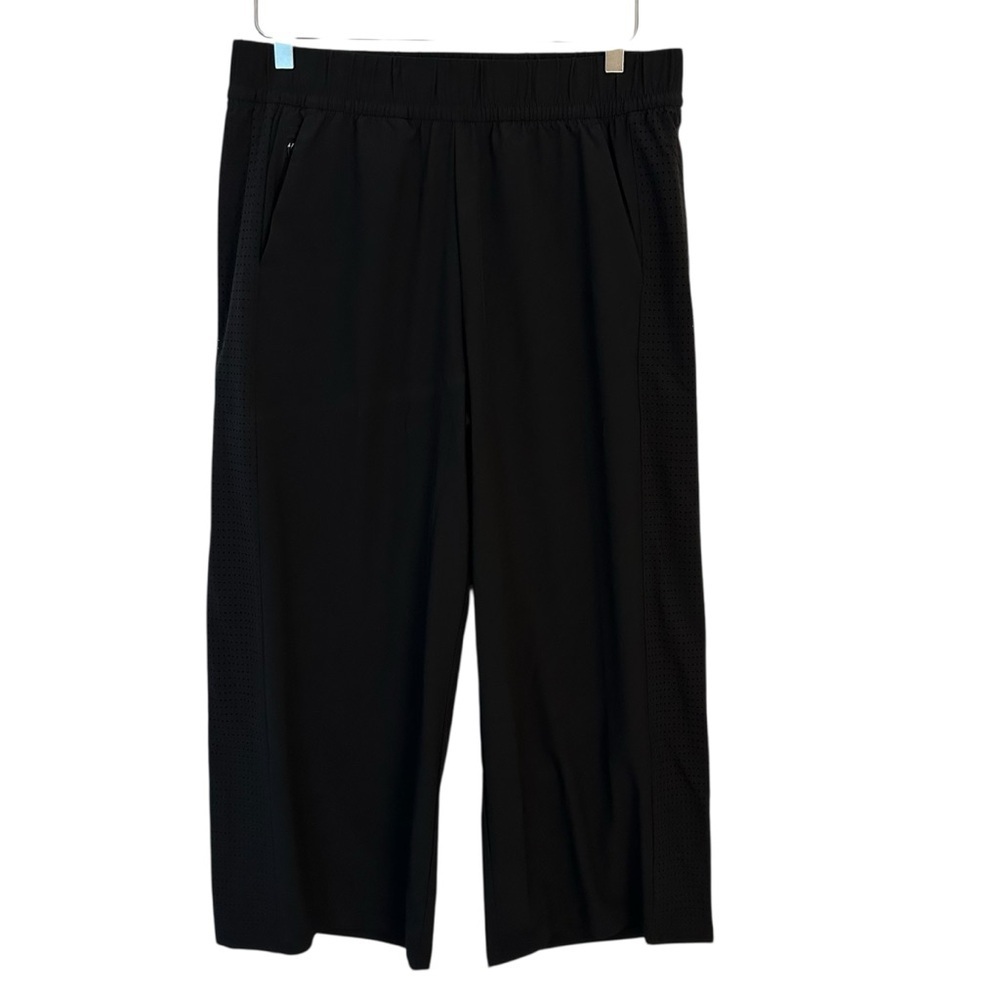 NWT T. By Talbots | Black Laser Cut Wide-Leg Athletic Jogger Pants Size Medium